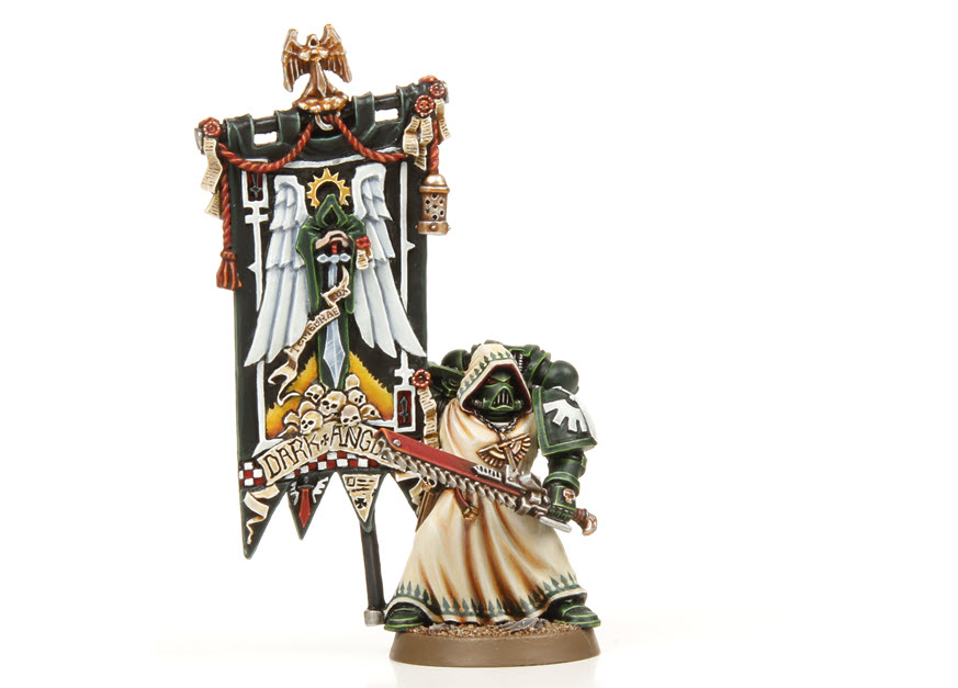 Dark Angels Banner Bearer | Miniset.net - Miniatures Collectors Guide