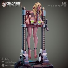 Lola The Captive Elf / C