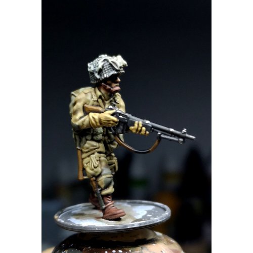 Ww2 28mm Us Paratrooper With Bar