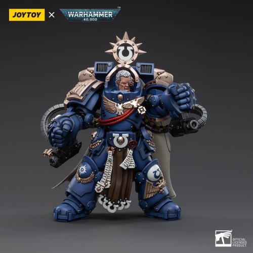 Ultramarines Chapter Master Marneus Calgar