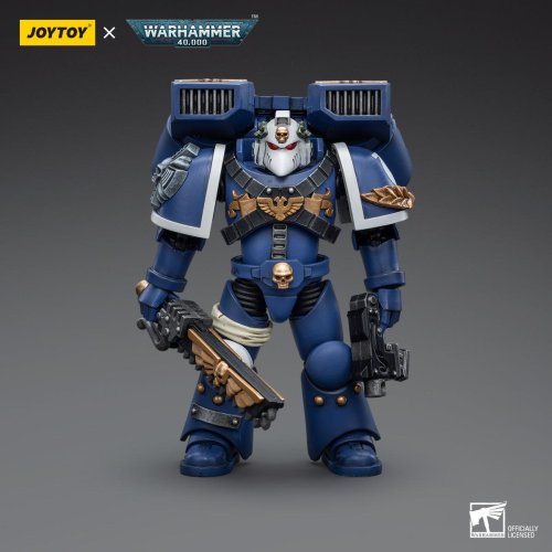 Ultramarines Vanguard Veteran with Chainsword and Bolt Pistol